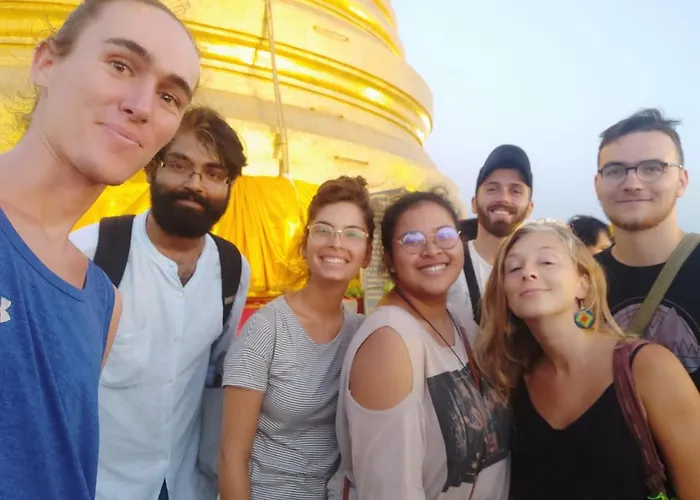Hostel Sleepwith Me Bangkok